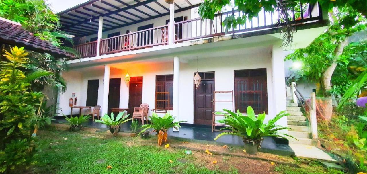 Hotel Sundance Surf Coconut Point Weligama Zewnętrze zdjęcie